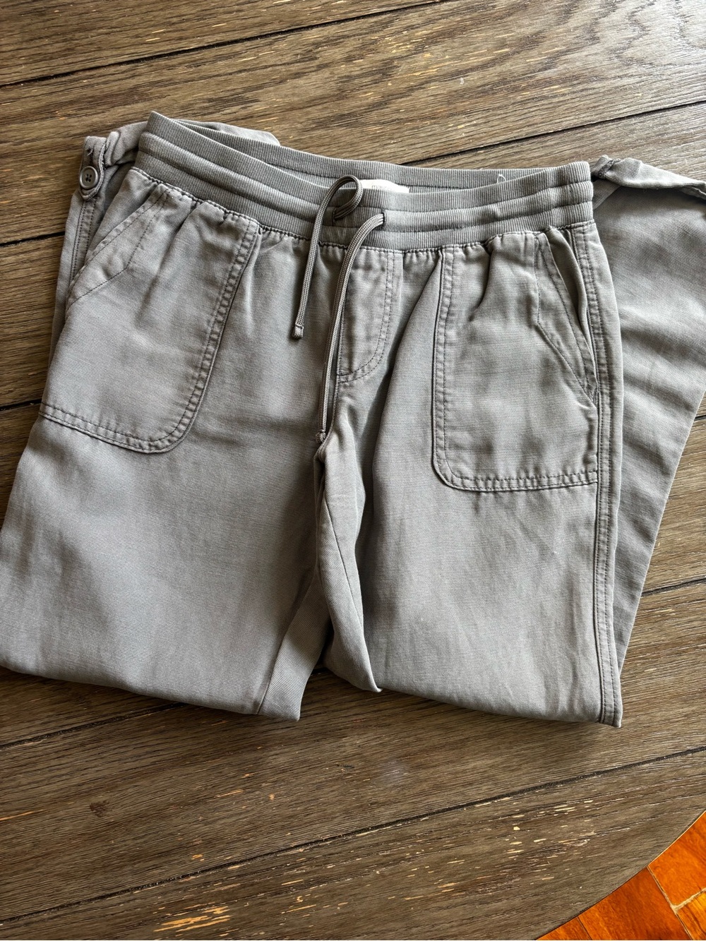 Maurice’s Grey Cropped Pants
